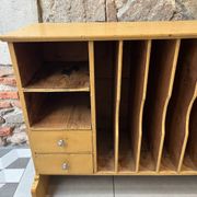 Meuble de métier à casier de tri et tiroirs