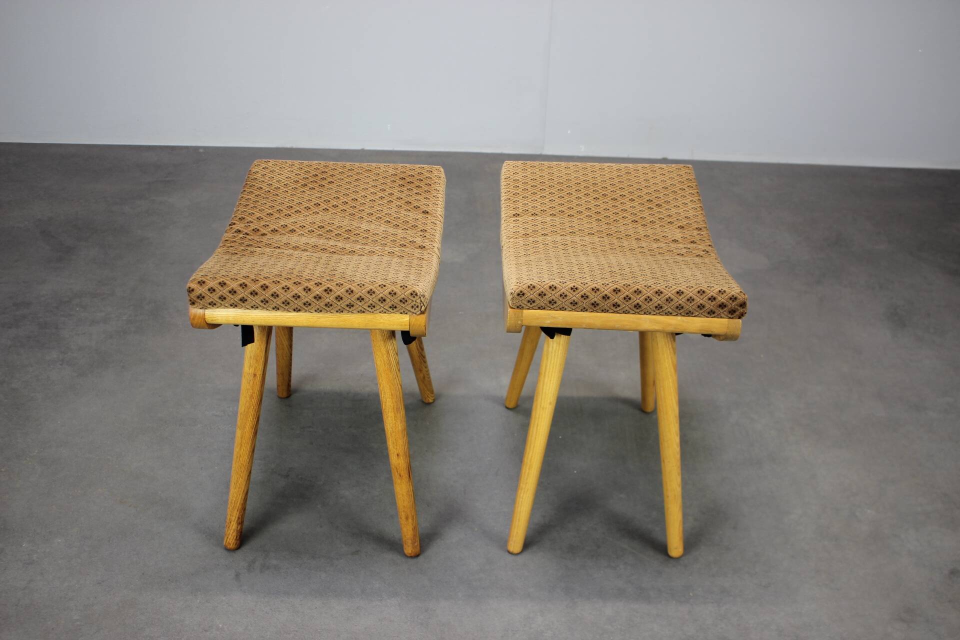 Paire de tabourets vintage Jitona, Tchécoslovaquie, 1979