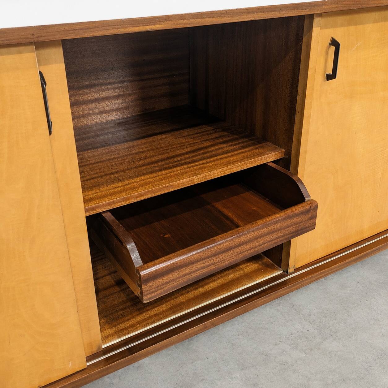 Bicolour enfilade Mid-Century Modern Italian