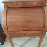 Curtain desk