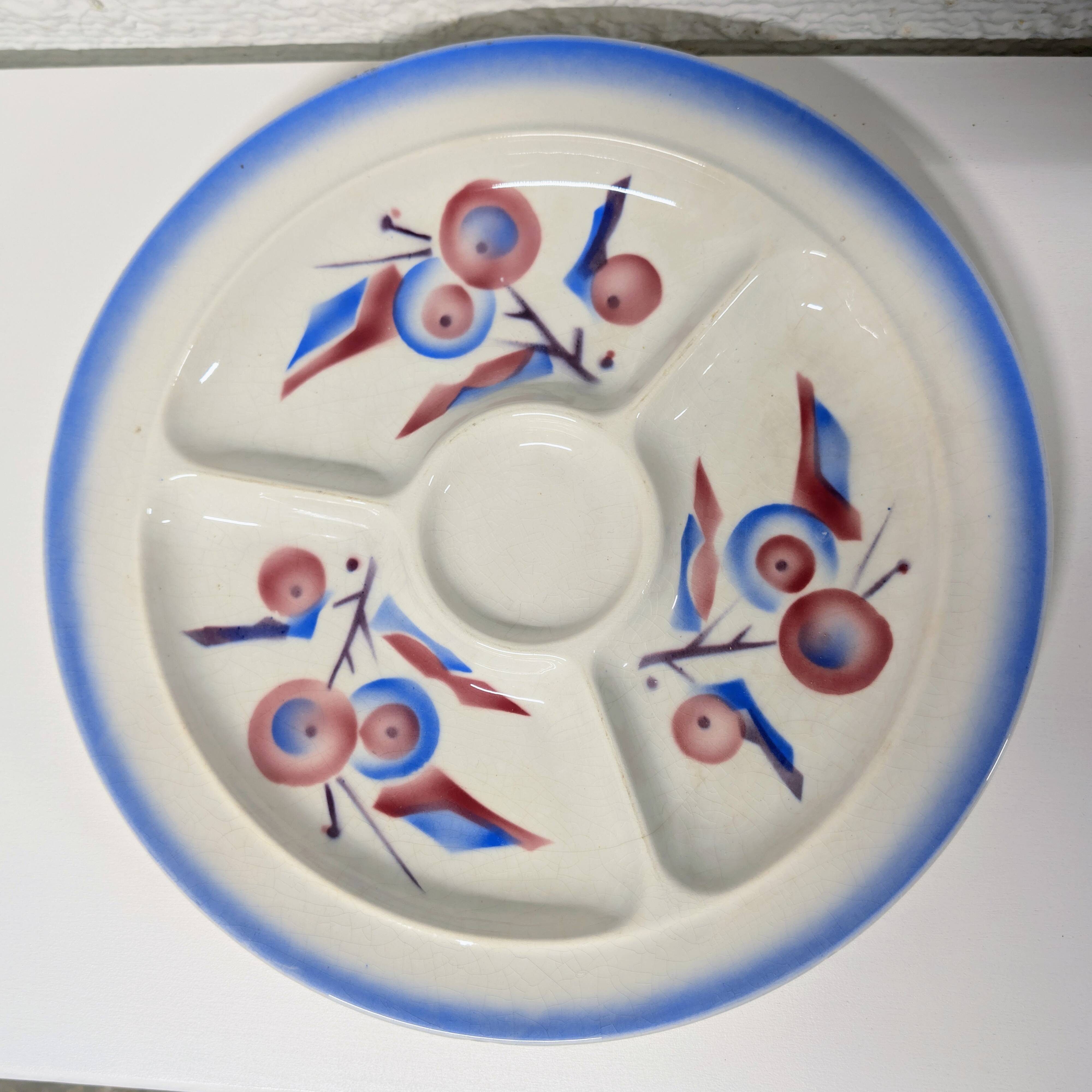 Compartmented earthenware dish