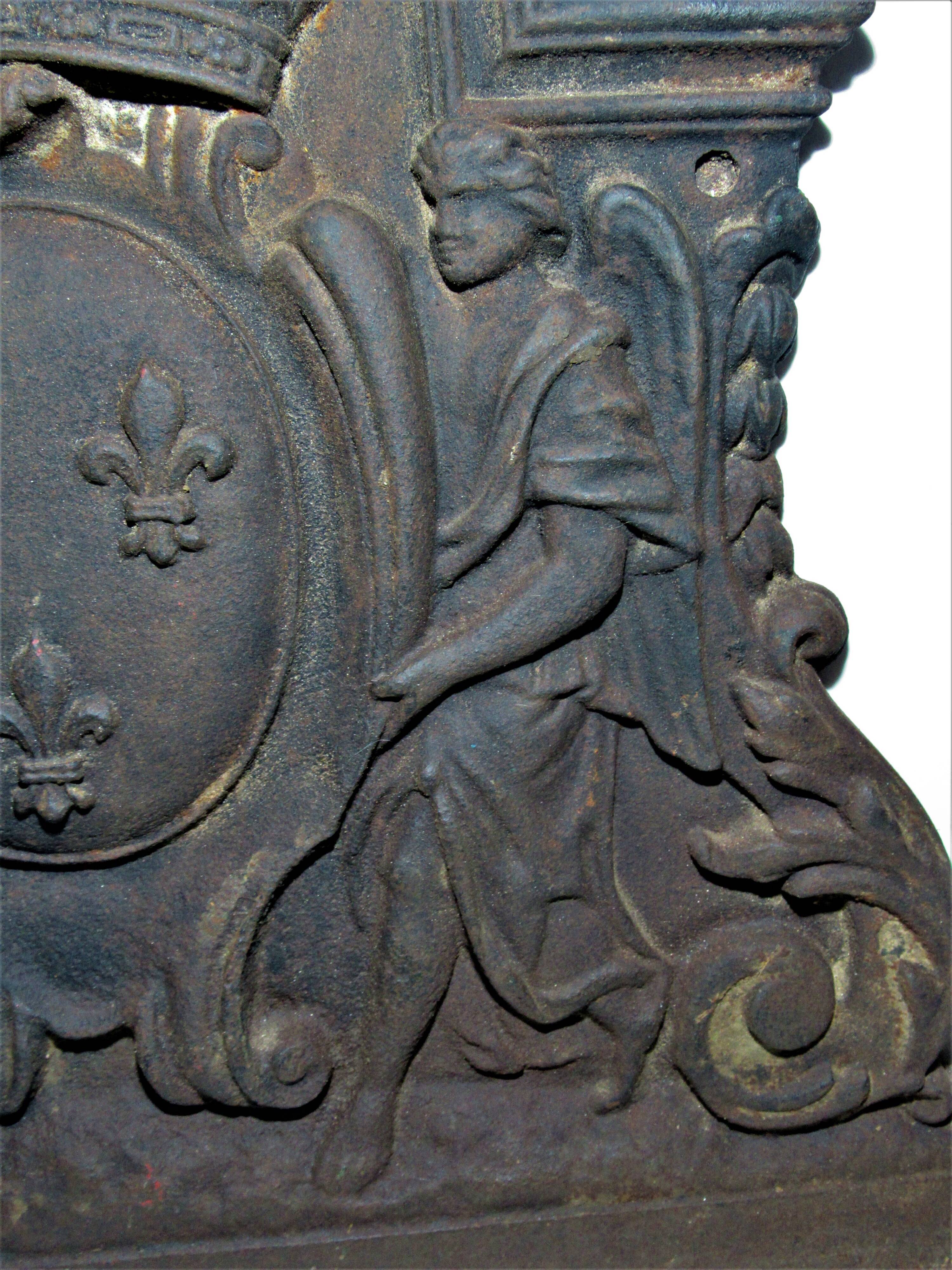 Cast-iron fireplace plate patterned "Arms of France"