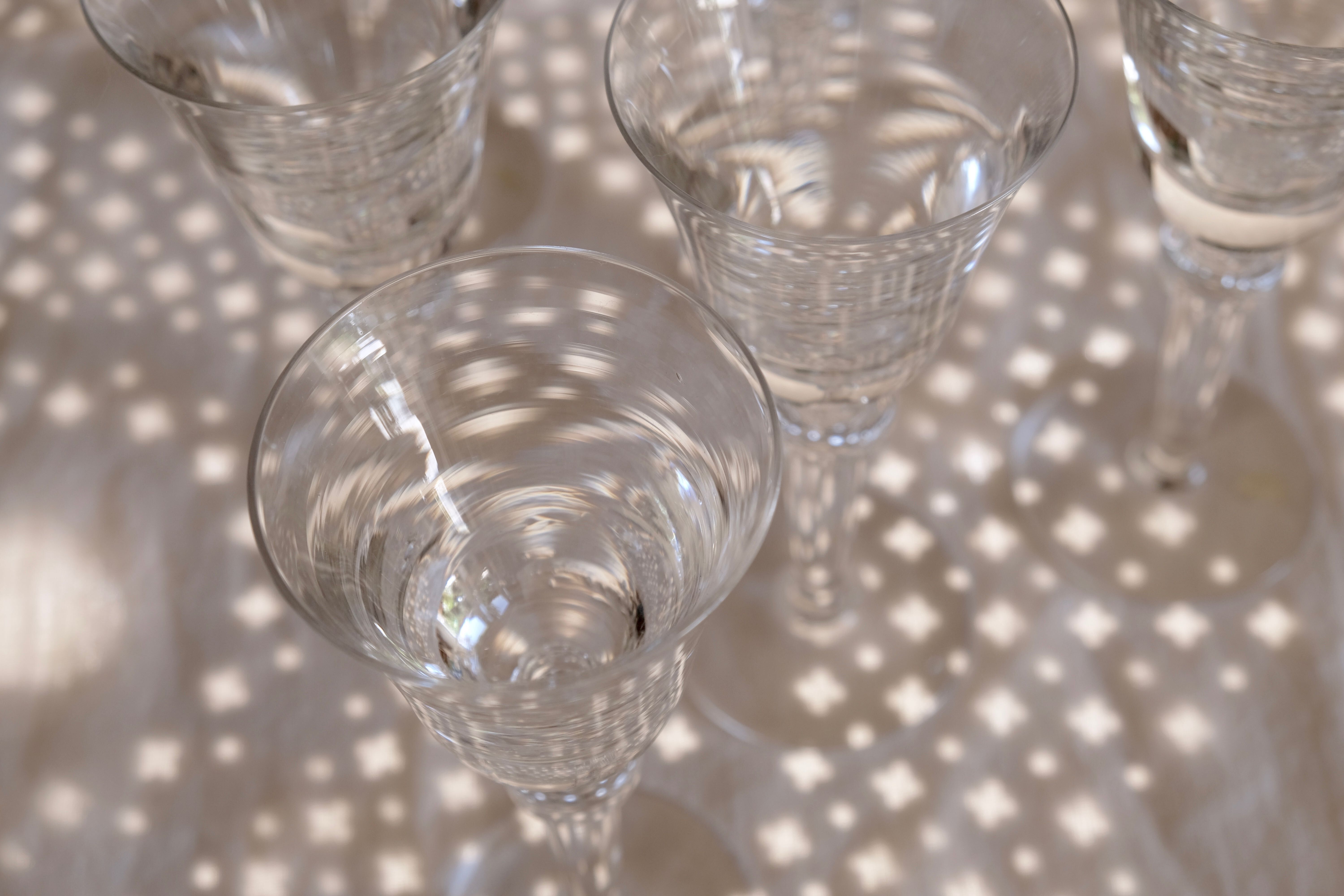 Set 6 mouth-blown wine glasses 50s