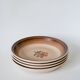 Lot de 5 assiettes creuses en grès Gien fleuries 1970