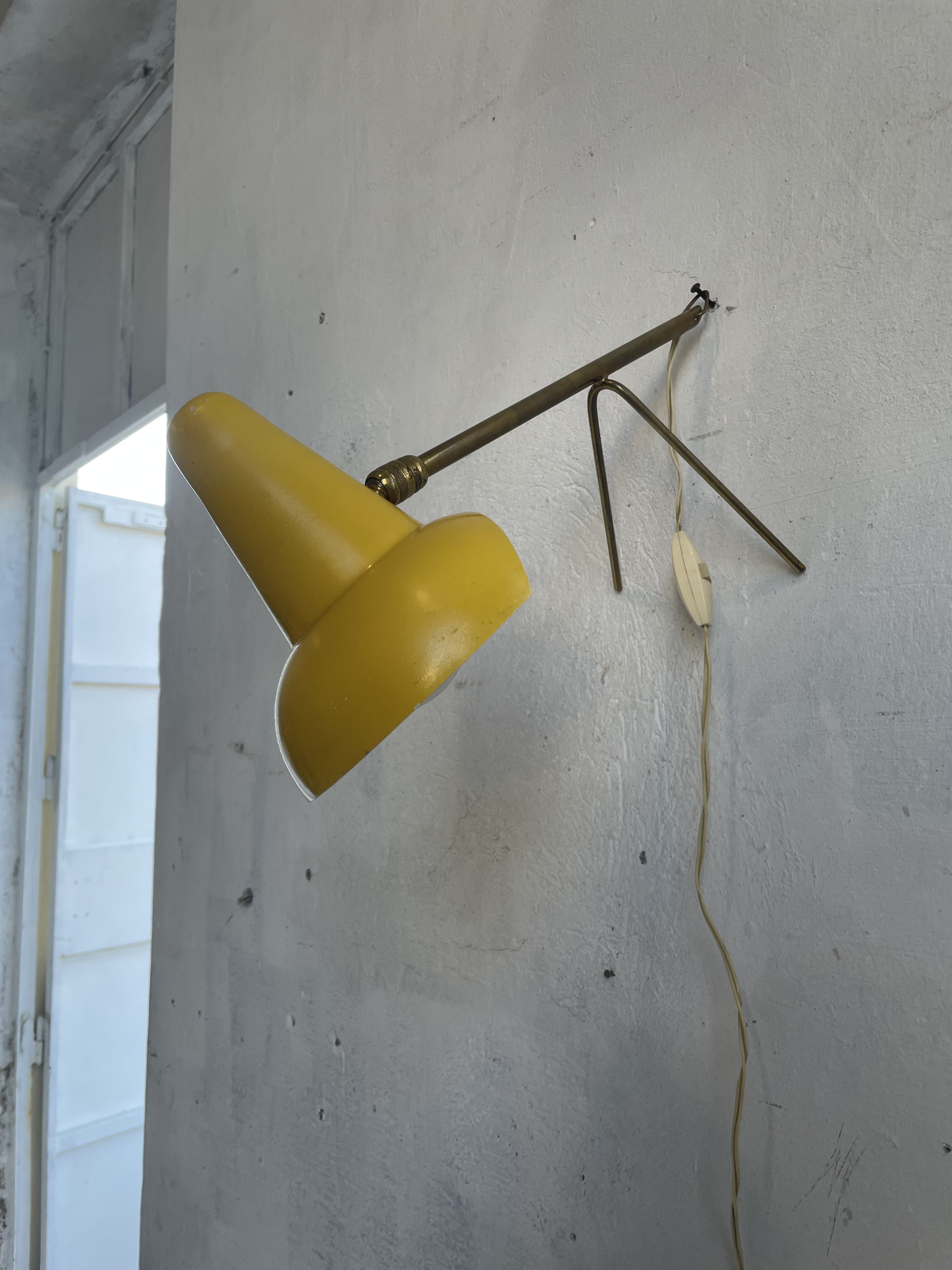 Lampe de bureau cocotte jaune