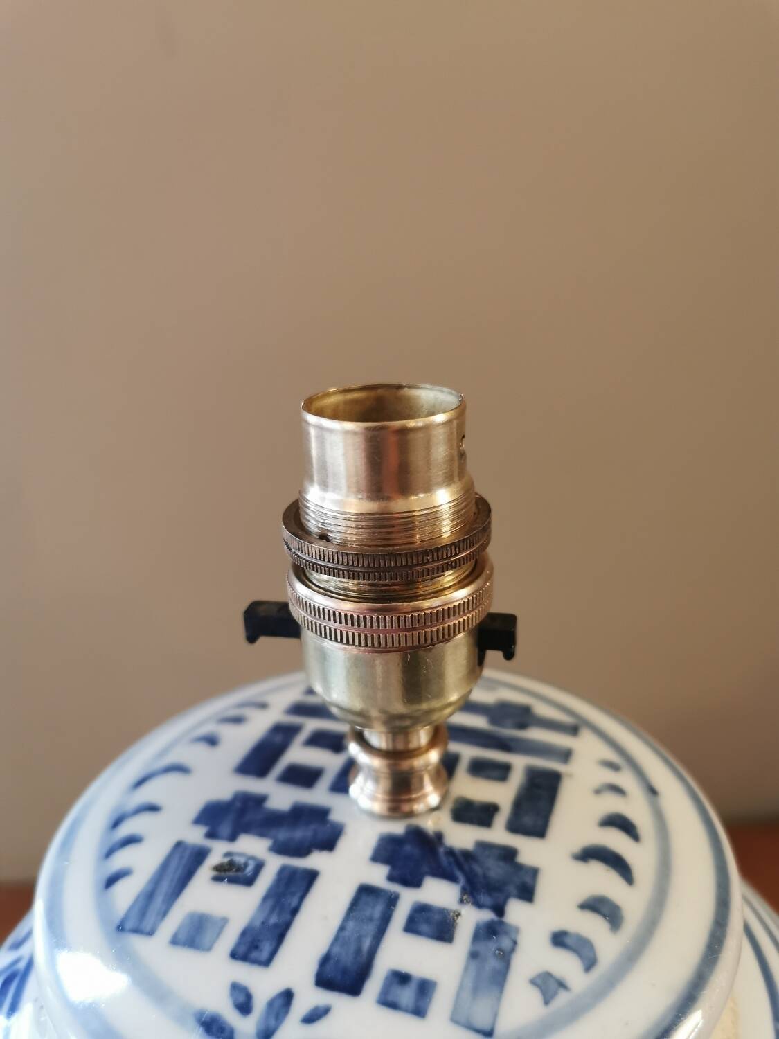 Antique Asian ginger jar lamp base