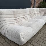 Ligne Roset Togo 3 places, 2 places et d'angle en velours côtelé beige