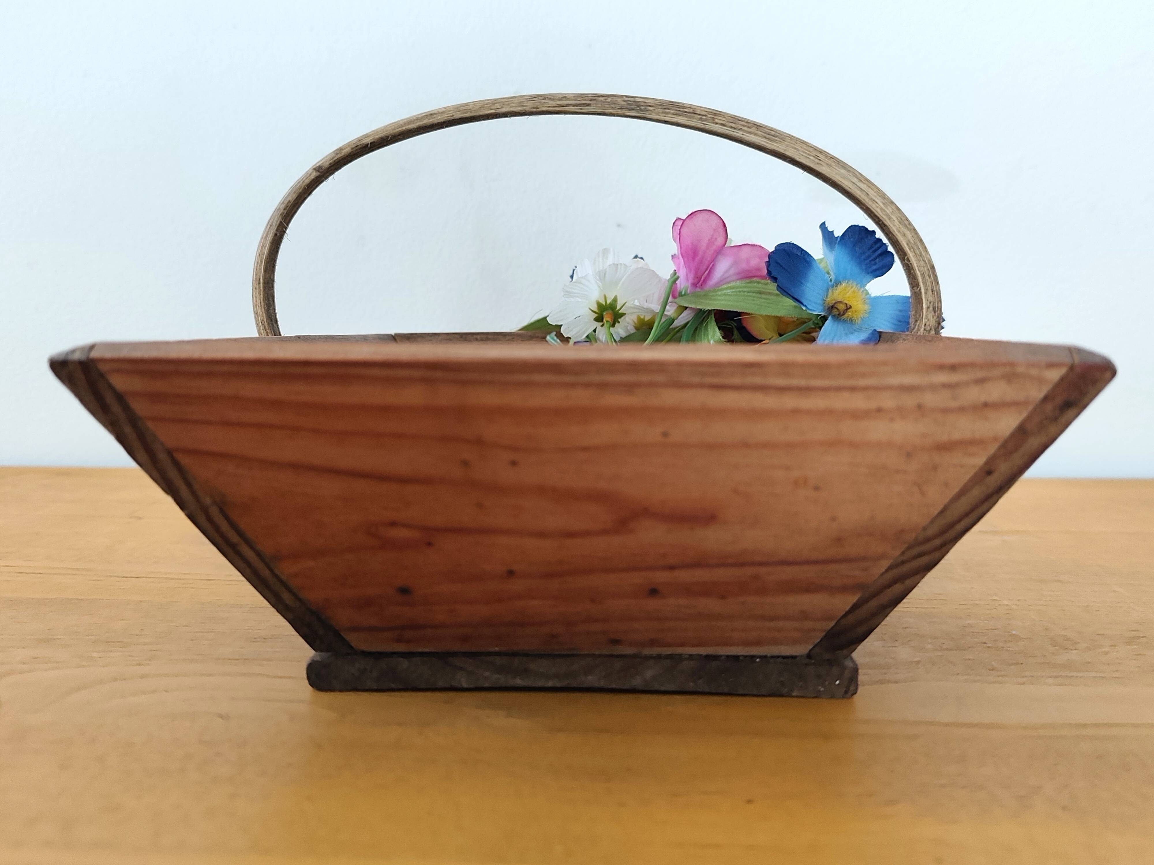 Ancien panier de vendanges en bois
