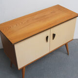 Dresser 1950