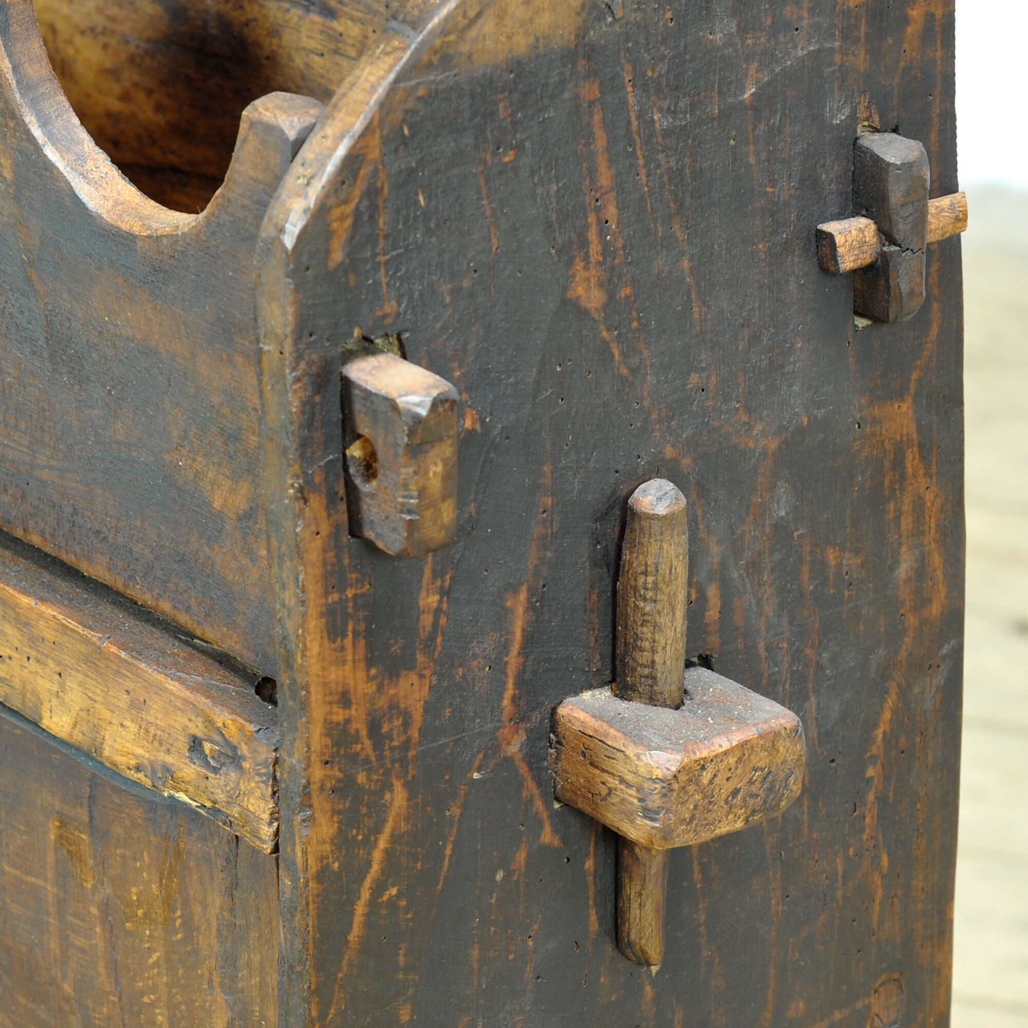 Pine folk art cabinet, circa 1920