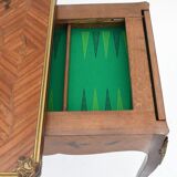 Table play in marquetry