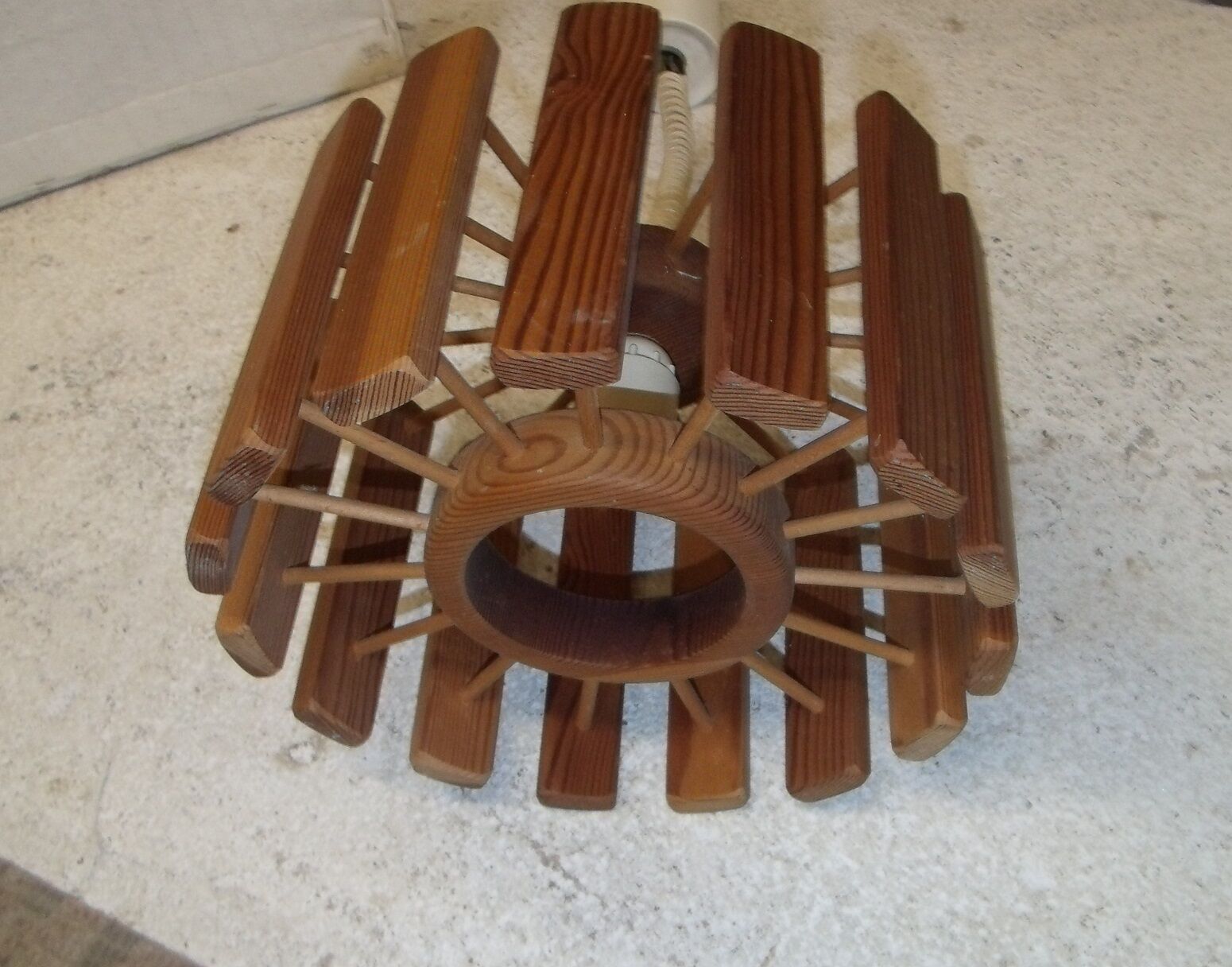 Scandinavian suspension wood