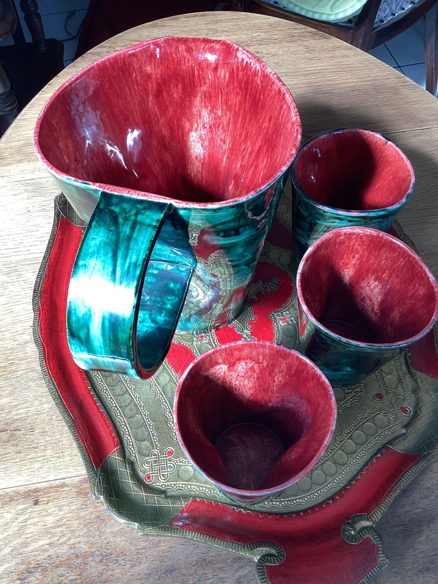 Art pottery of Val-de-Vie M.Clément pitcher with four cups dimension: height -20cm- l
