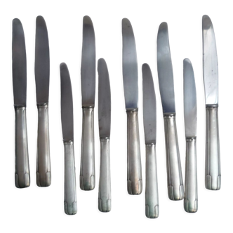 Set of 10 silver metal knives