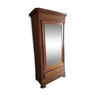 Wardrobe with mirror