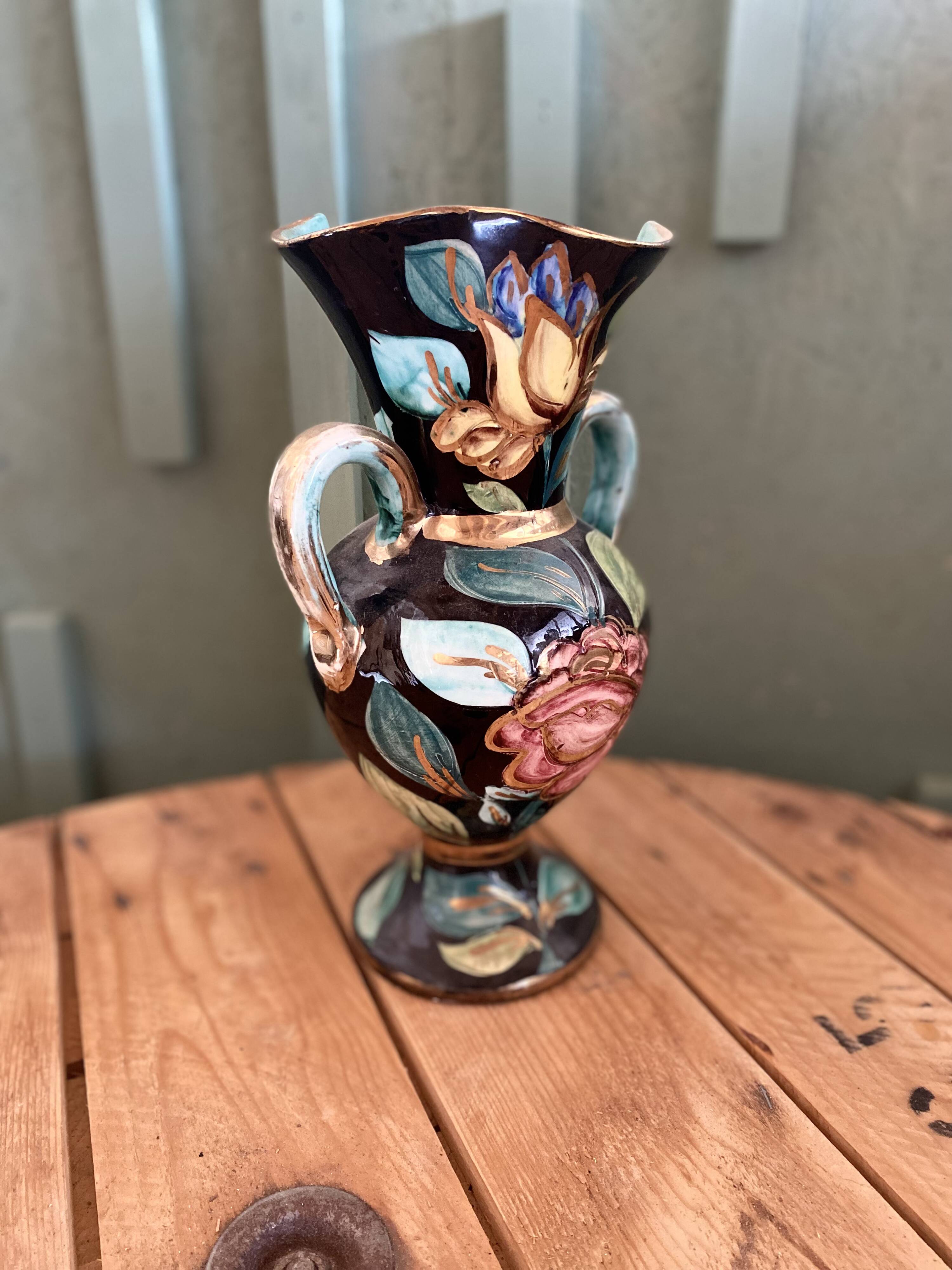 Vase with floral pattern handle signed "Vallauris 610"