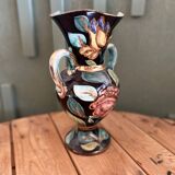 Vase à anse motif floral signé "Vallauris 610"