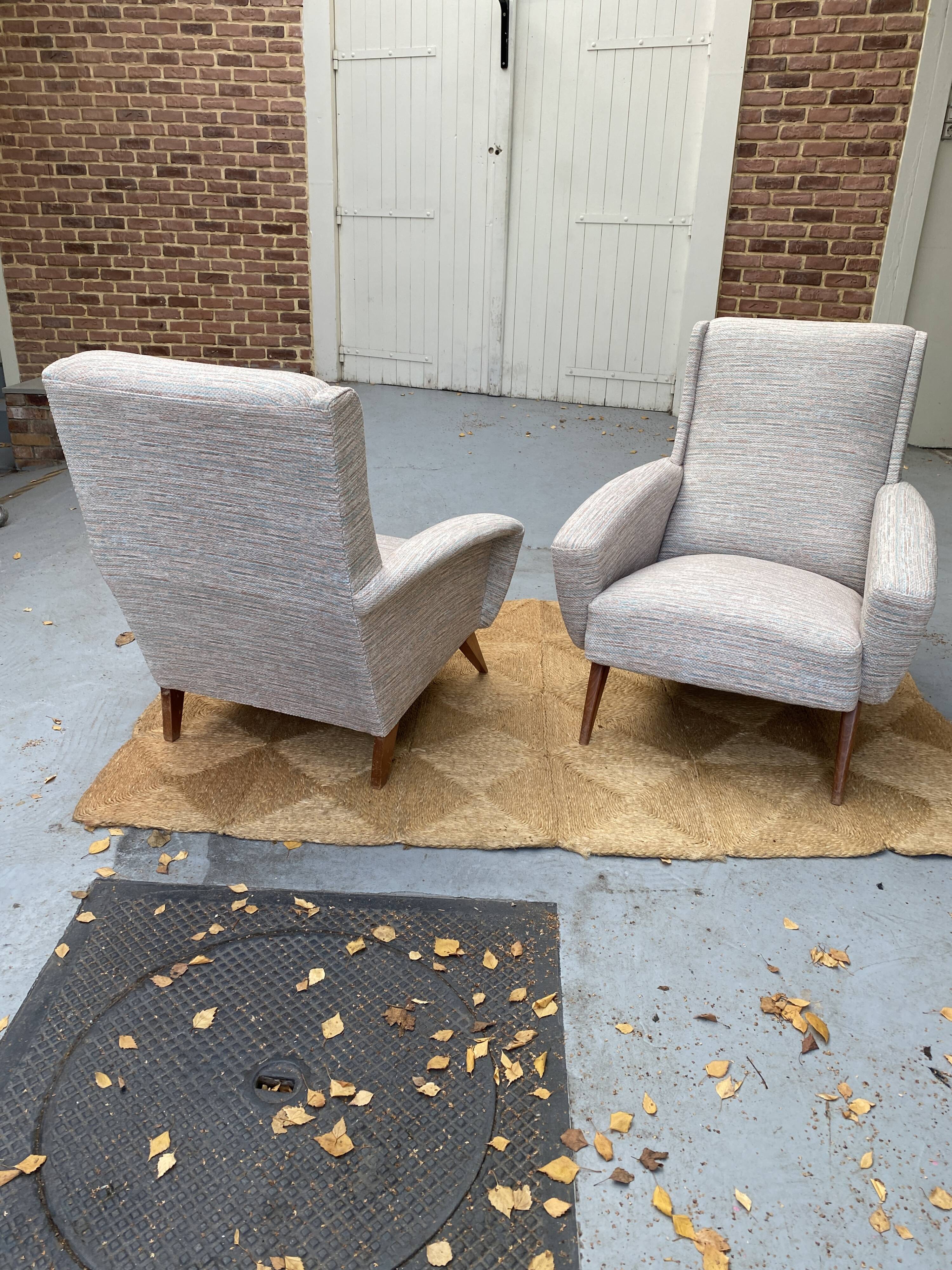 Paire de fauteuils vintage