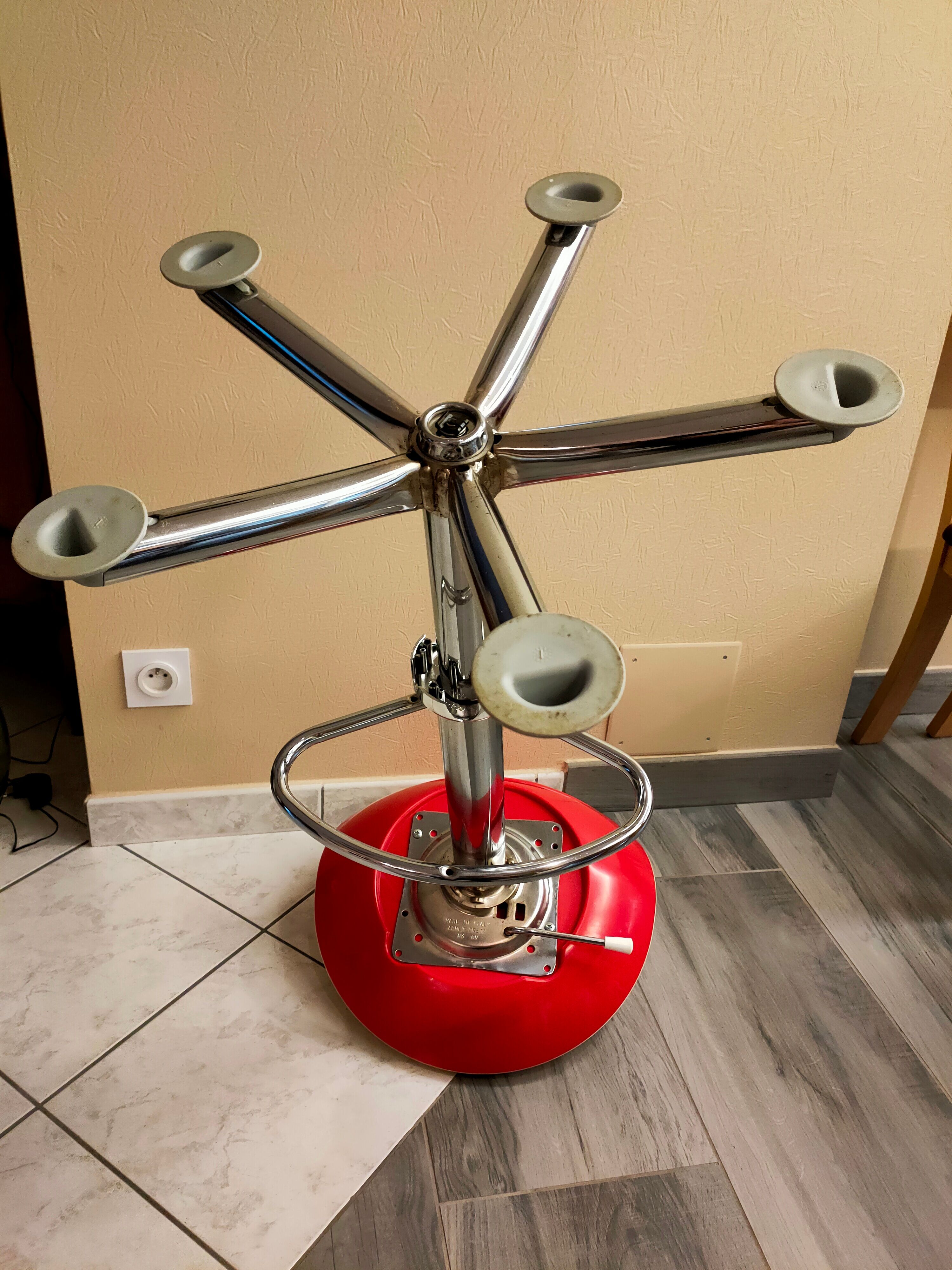 Armet Greta vintage bar stool