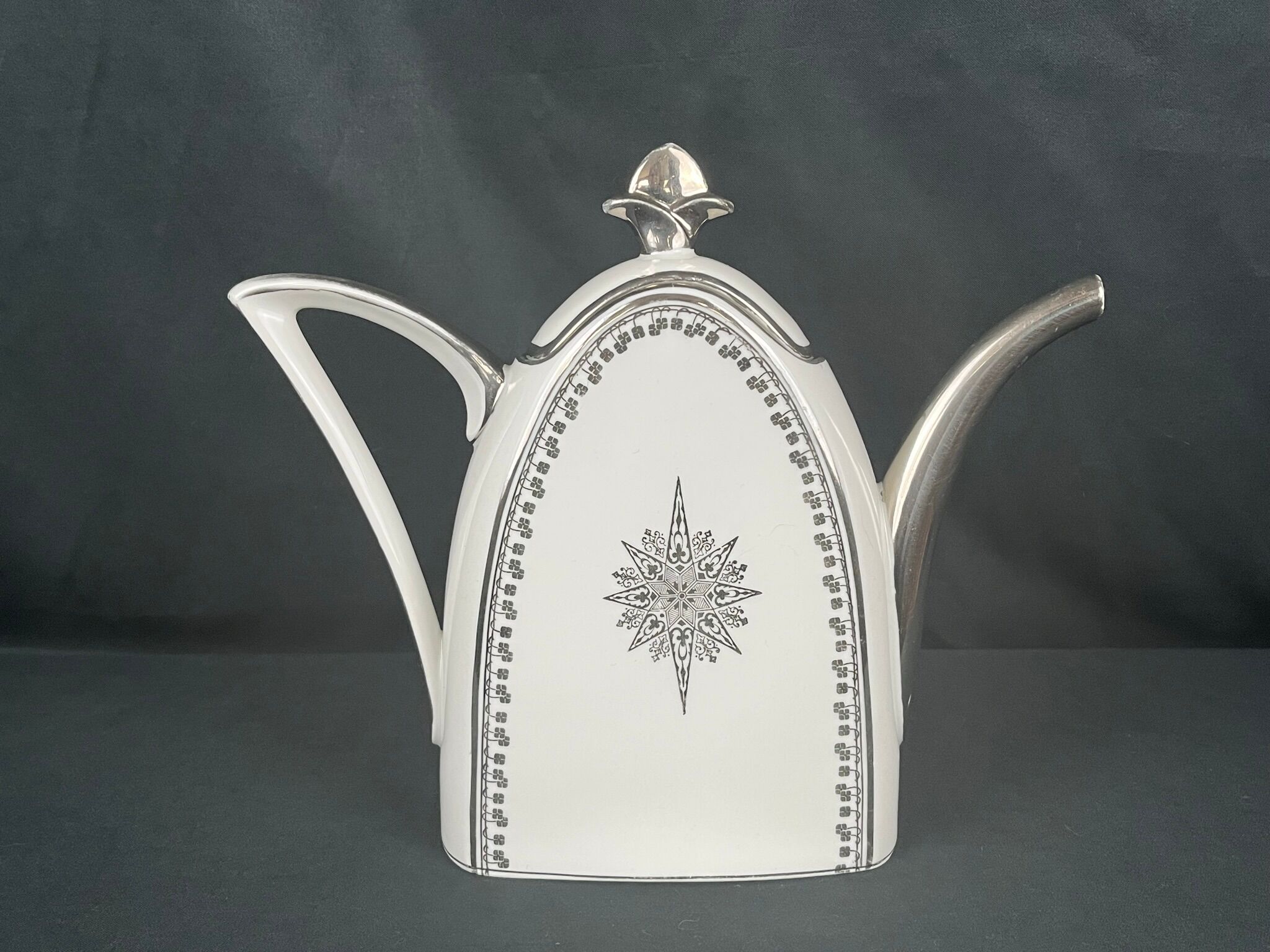 Art Deco coffee maker porcelain Limoges silver decoration around 1930