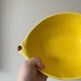 Ceramic dish/bowl in the shape of a lemon fruit and its decorative leaf
