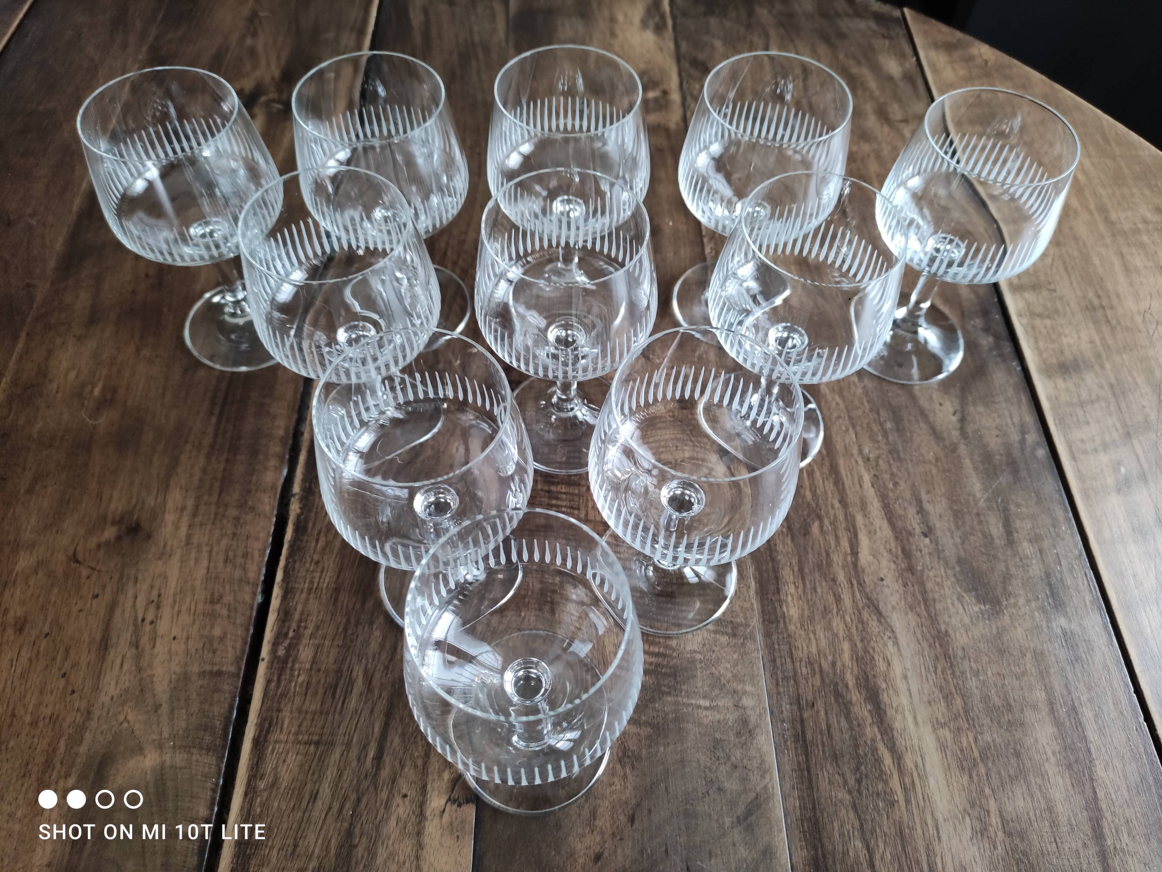 Set of 11 old wine glasses shaped chiseled crystal balloons