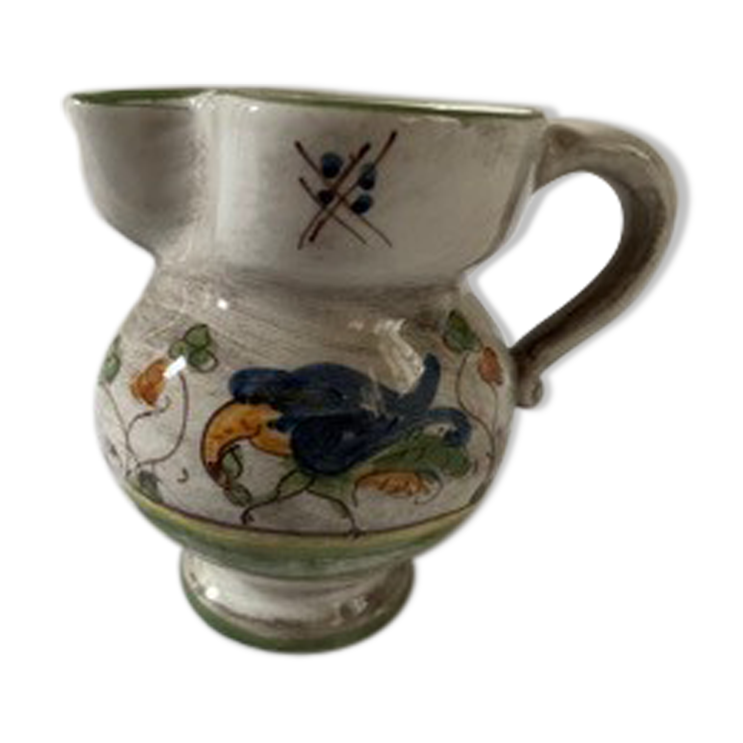 Milk pot