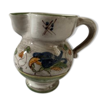 Milk pot