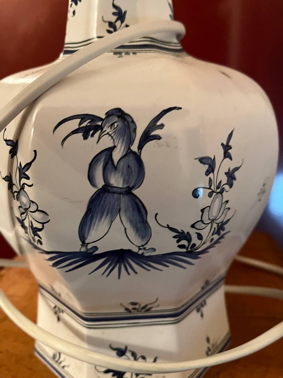 Large lamp base in Moustiers style