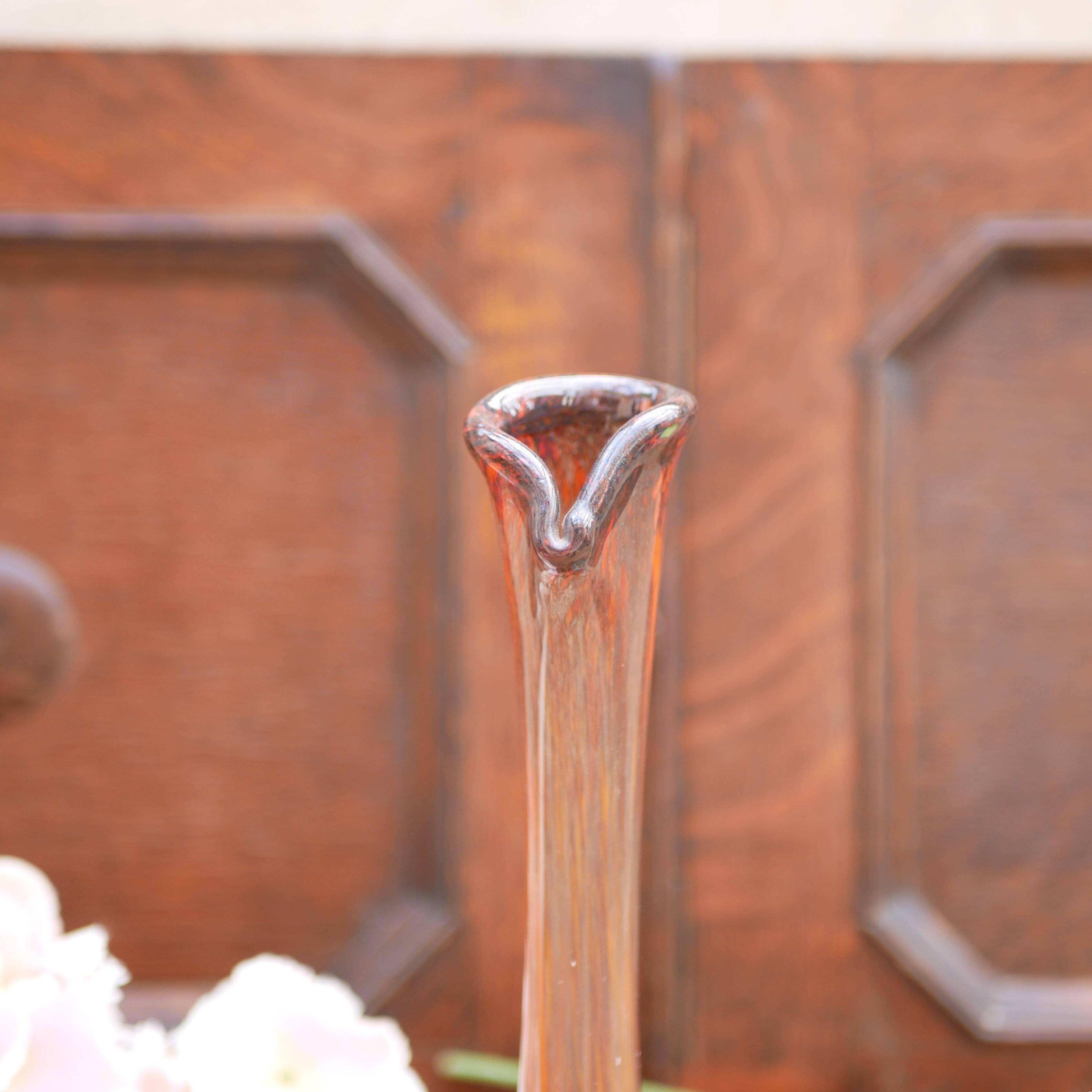 Soliflore vase in glass paste with a lava effect