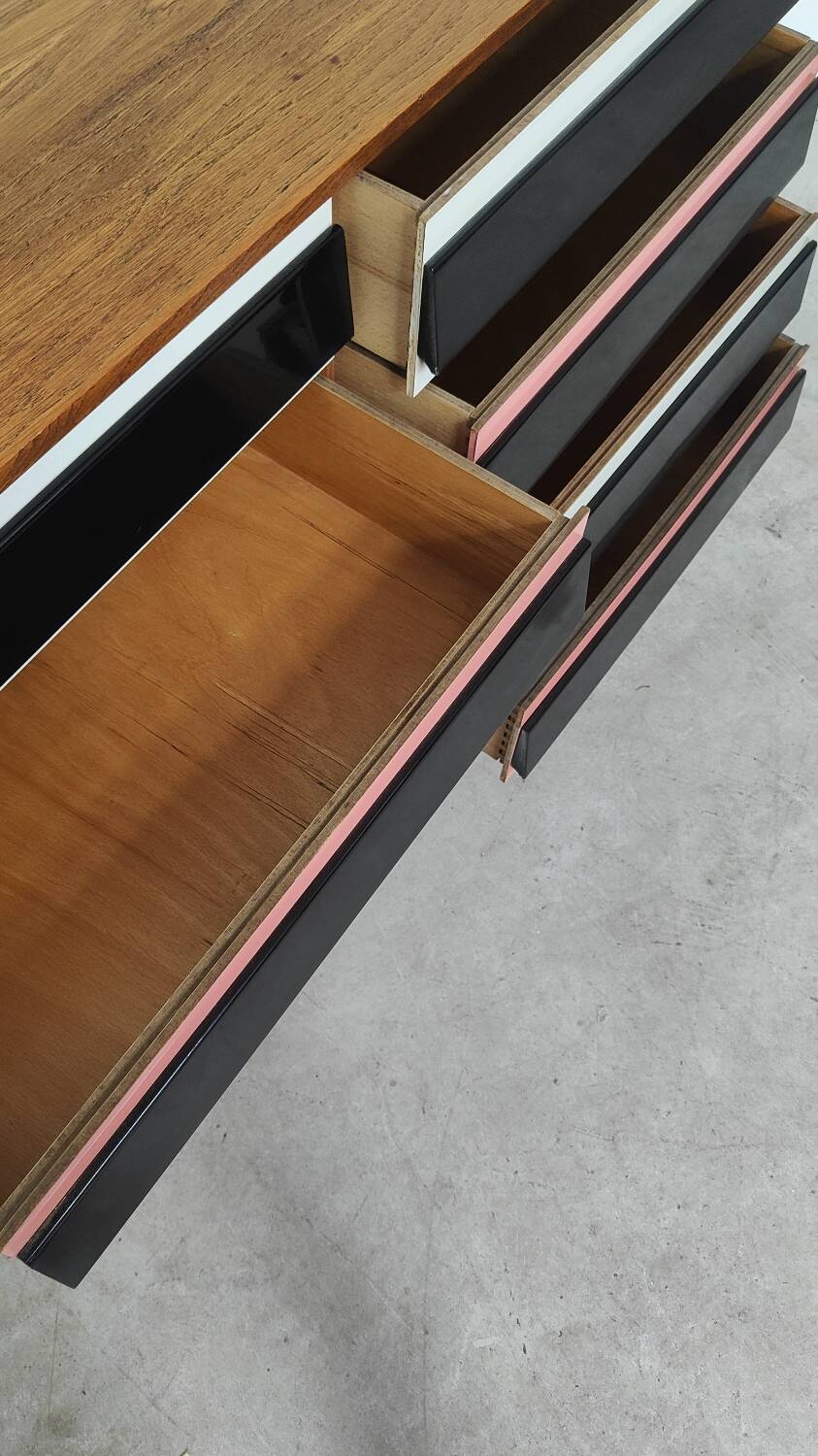 Commode U 453 pink by Jiri Jiroutek for Interier Praha 1961