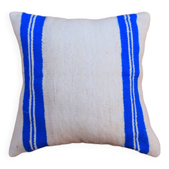 Coussin rayé bleu et blanc en laine fait-main