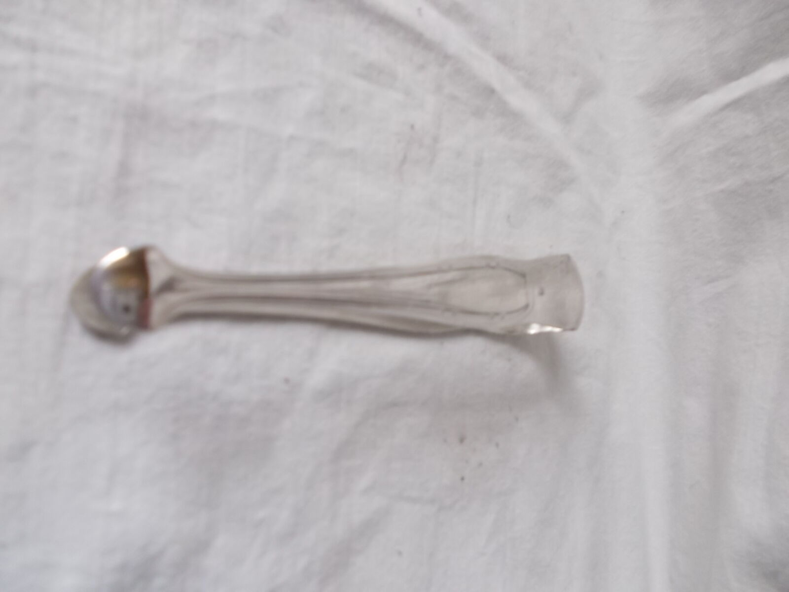 Silver metal sugar pinch