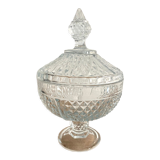 Bonbonnière en verre blanc ciselé