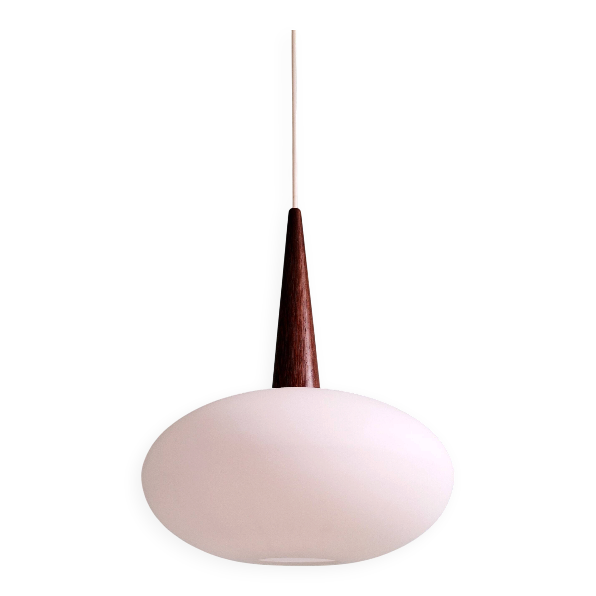 Scandinavian suspension in teak and white opaline, Louis Kalff, Philips, 1960.