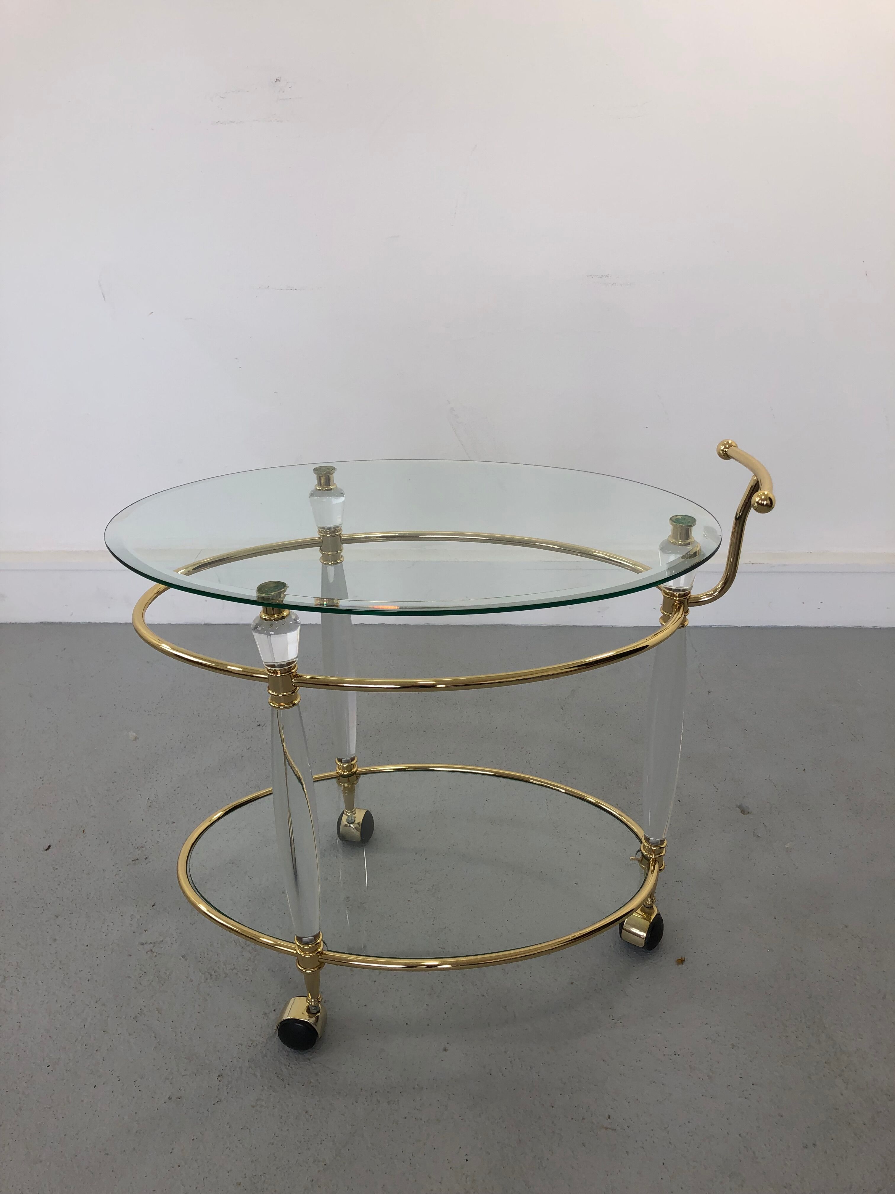 Chariot de chariot de chariot italien en laiton et en verre, années 1970
