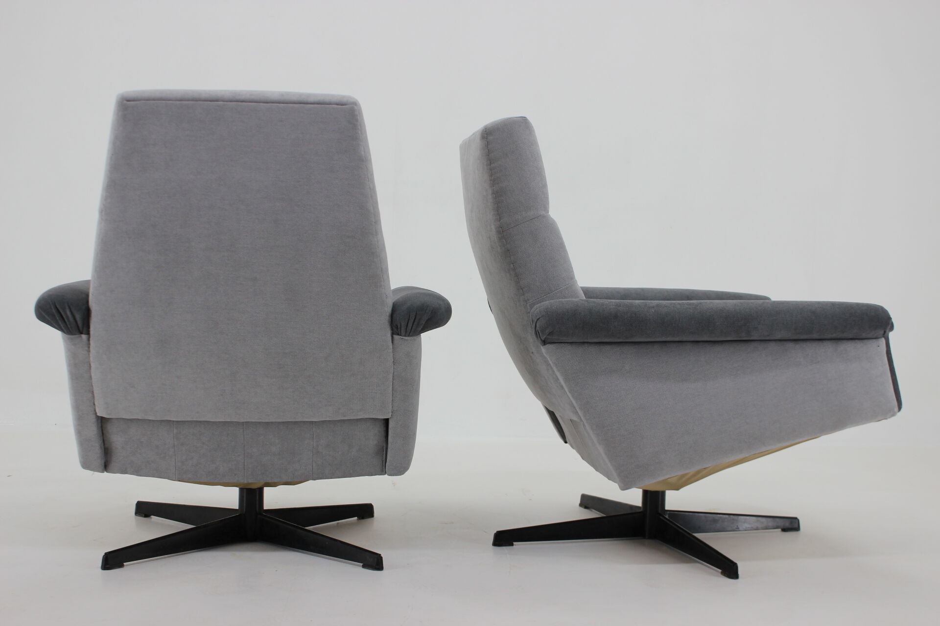 1970's Pair of Vintage Swivel Armchairs, Czechoslovakia