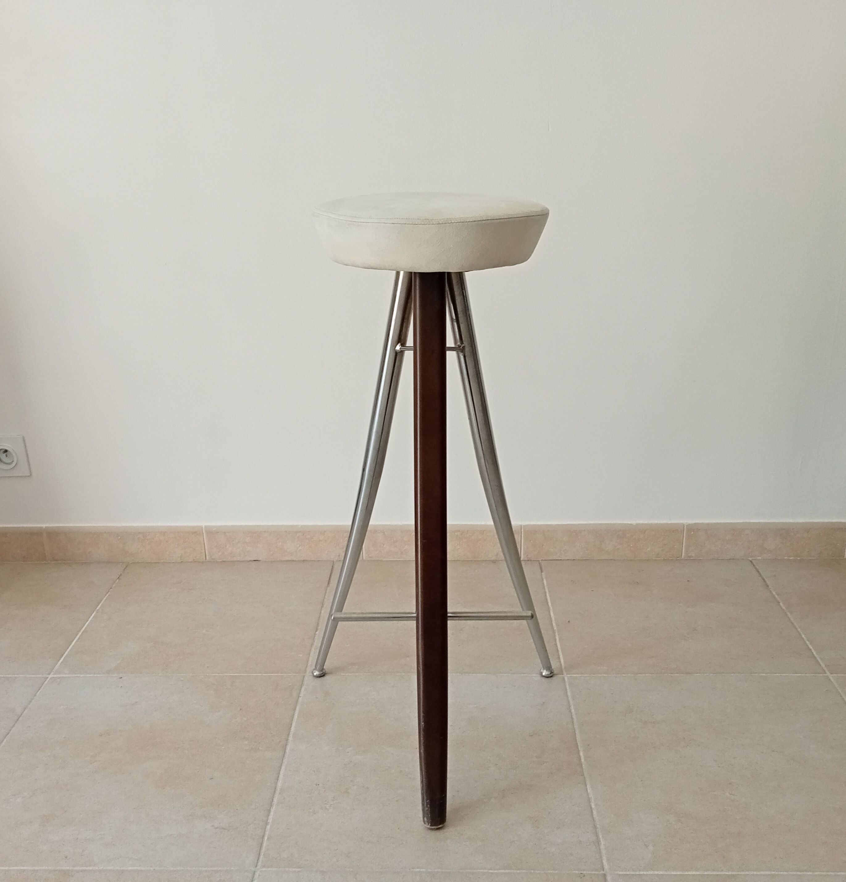 Vintage tripod top stool 60s/70s