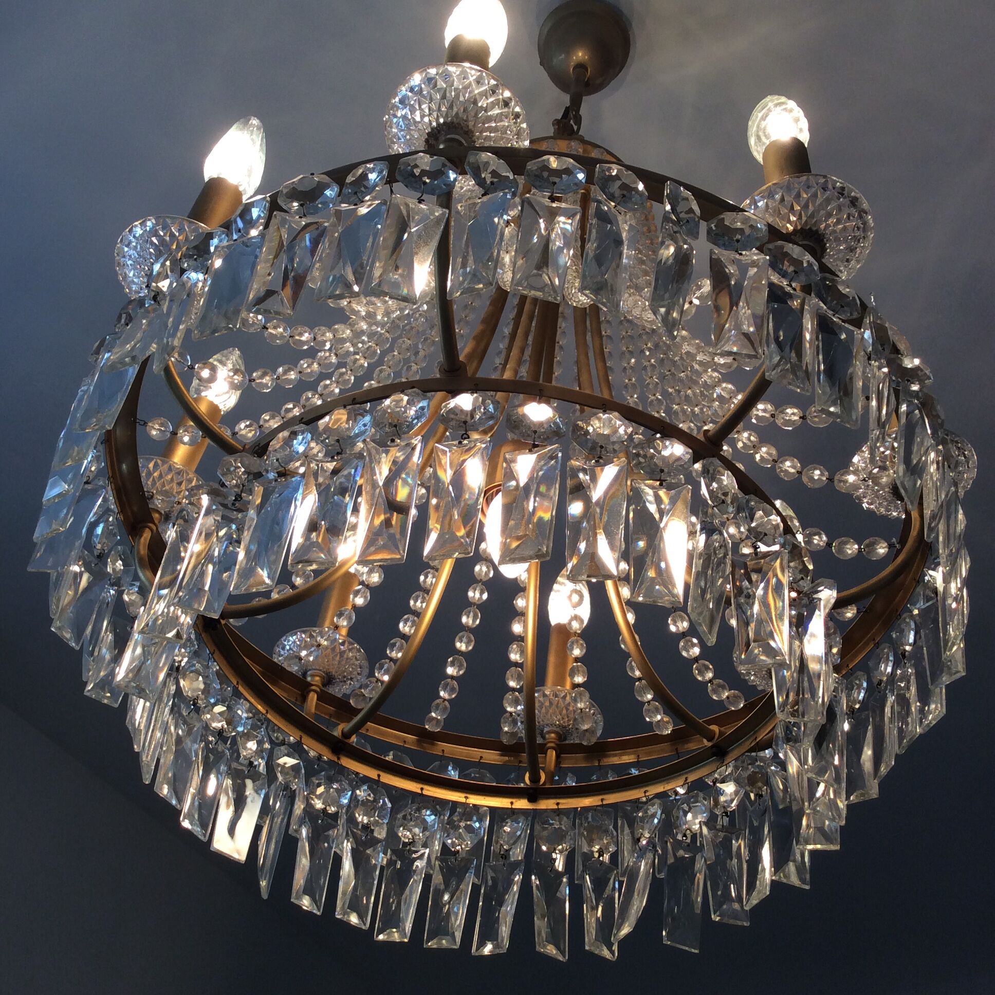 Chandelier crystal stamped balloon