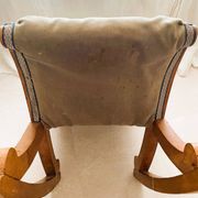 Vintage rocking footrest