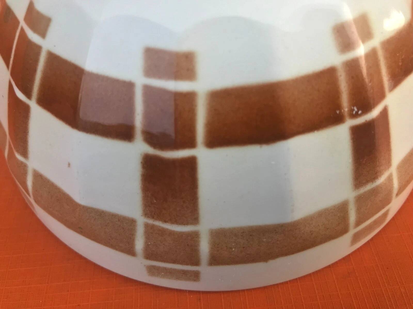 Antique ceramic bowl on a pedestal, faceted model