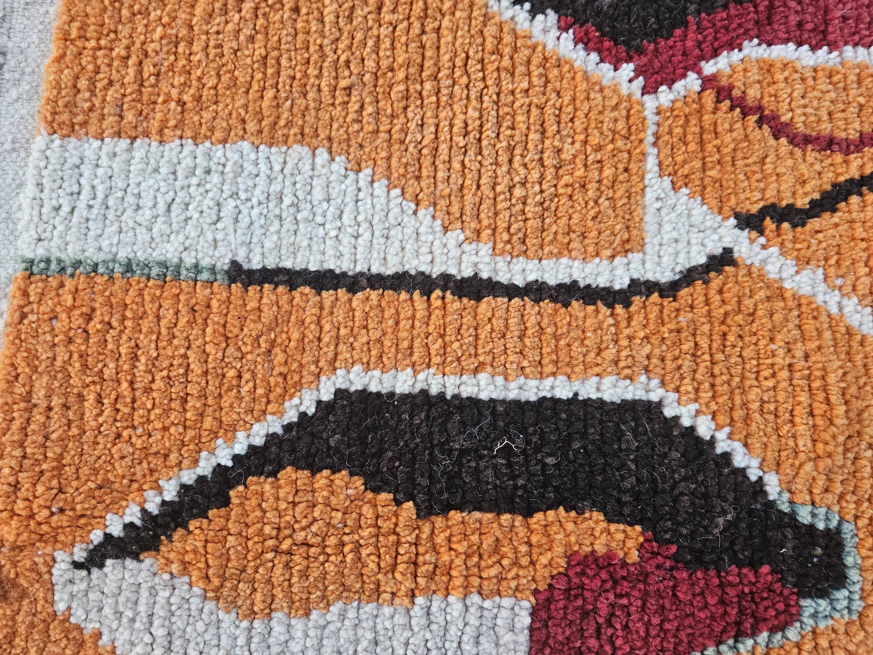 Moroccan rug 100% wool, handmade, 250x150 cm, superior quality.