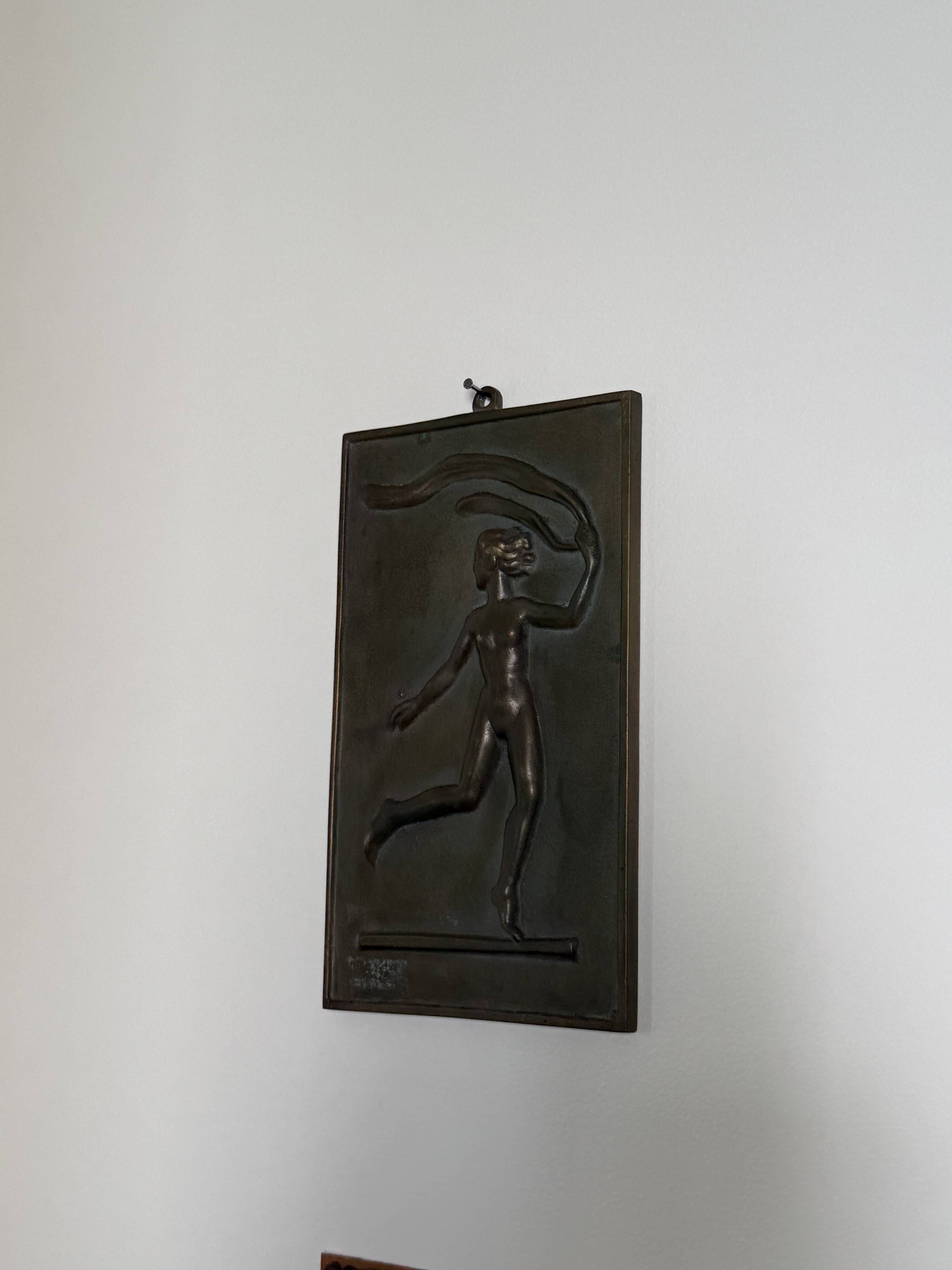 Bas-relief en bronze de David Jahrl