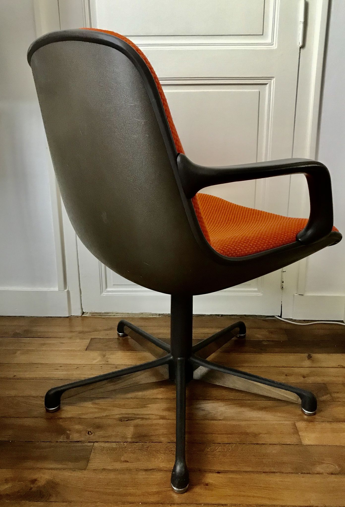 Fauteuils de bureau vintage orange pour Comforto 1980