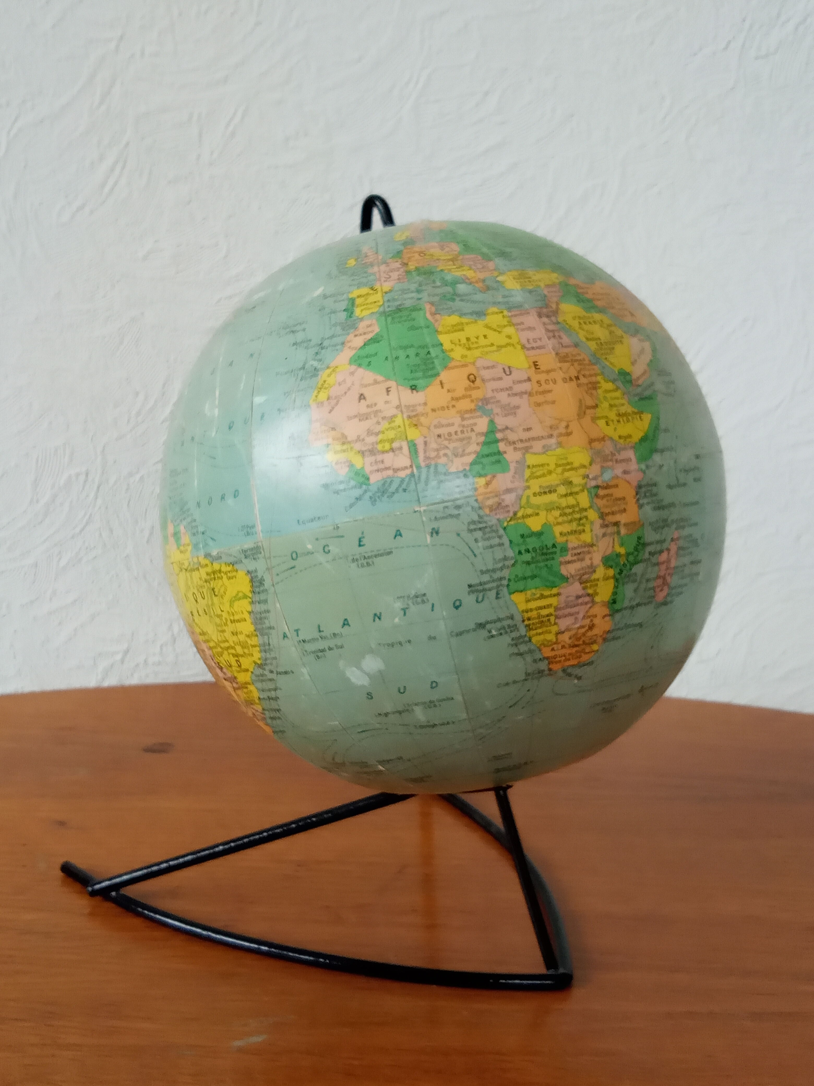 Girard and Barrère world map 60s