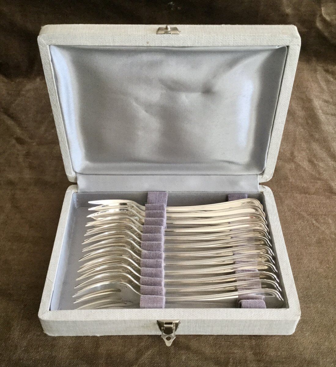 12 christofle spatours cake forks