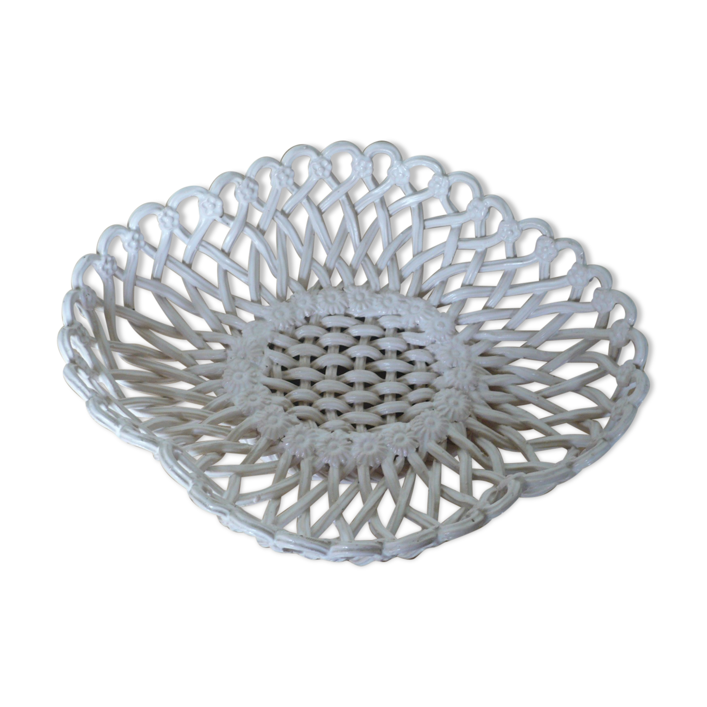 Malicorne ceramic fruit dish