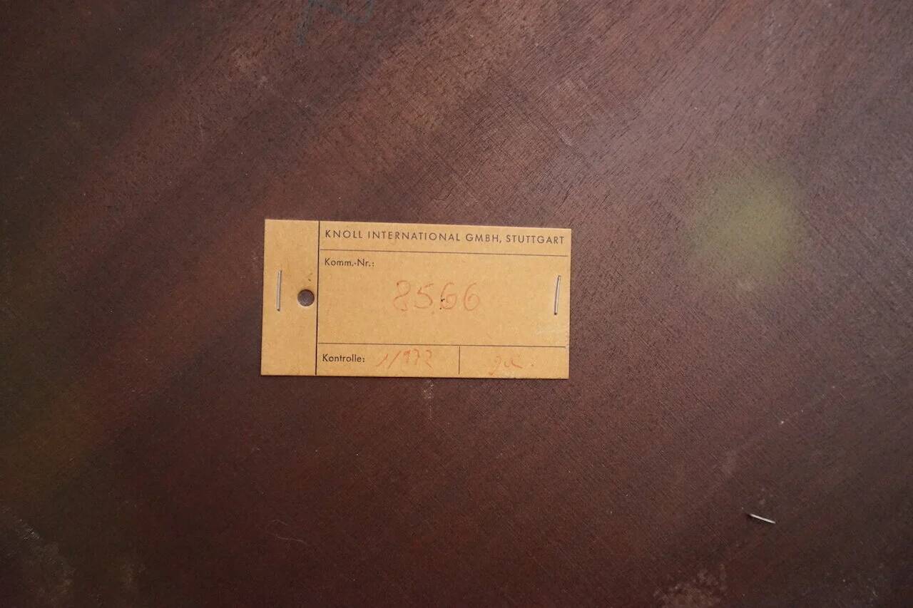 Rosewood tulip dining table by Eero Saarinen for Knoll Int.