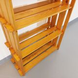 Bibliothèque étagère en pin vintage des années 80 dans le style Maison Regain