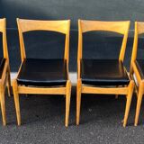 Scandinavian chair in wood and skai